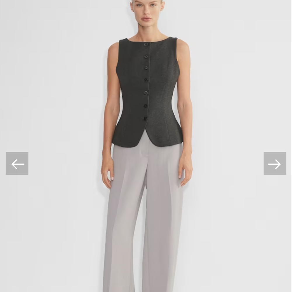 NWT ARITZIA The Effortless Pant